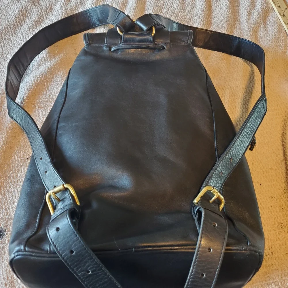 Vtg Coach 4220 Black Leather Drawstring Backpack Made in USA 90s Brass *Repairs*